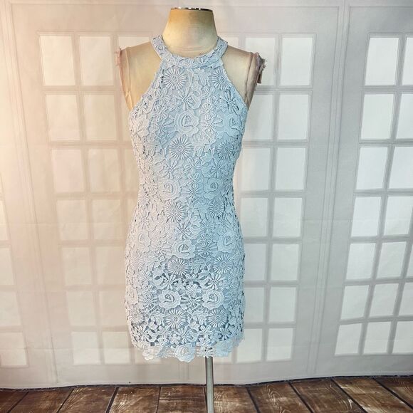 Lulu’s Love Poem Light Blue Lace Mini Dress size small - Picture 5 of 14